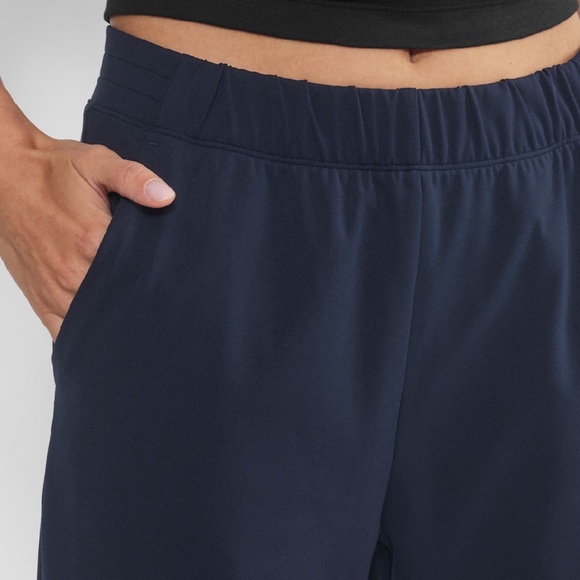 The Group by Babaton WEEKENDER PANT - Picture 5 of 10